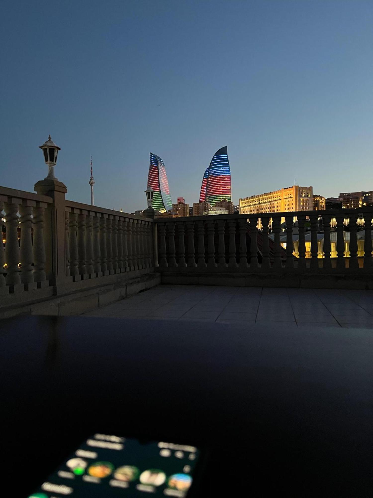 Cafe Terrace Hostel Baku Exterior photo